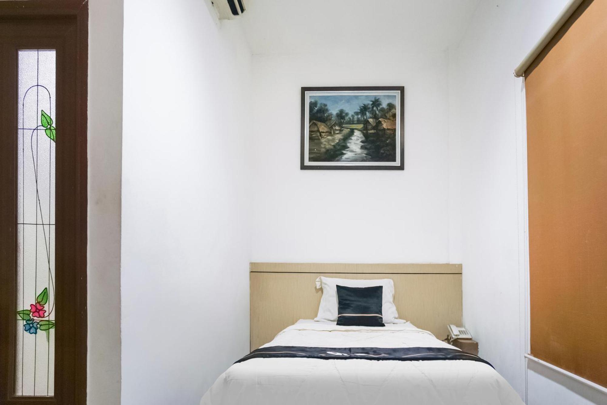 Hotel Townhouse Oak Ilir Timur I Near Ptc Mall Palembang