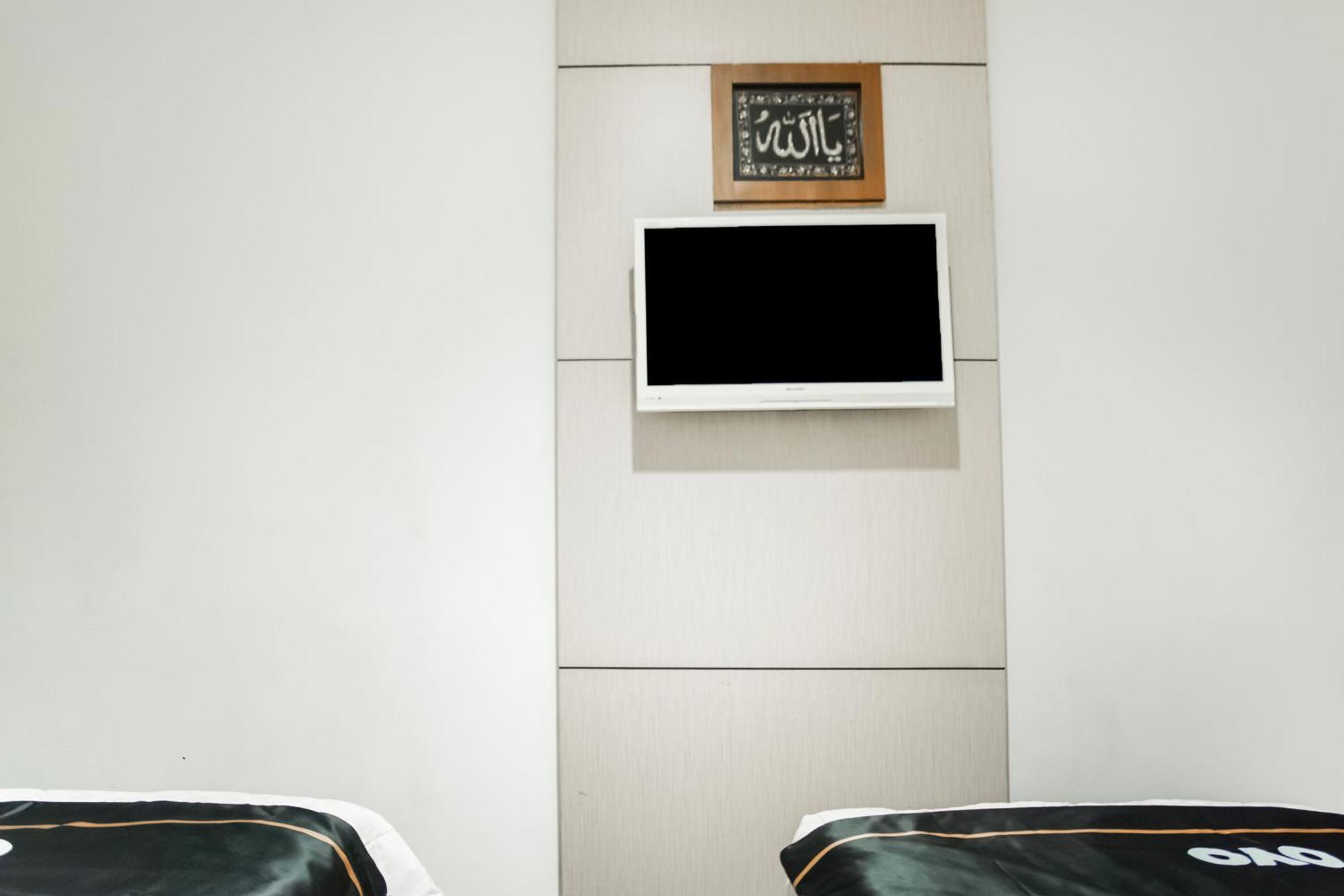 Hotel Townhouse Oak Ilir Timur I Near Ptc Mall 4*