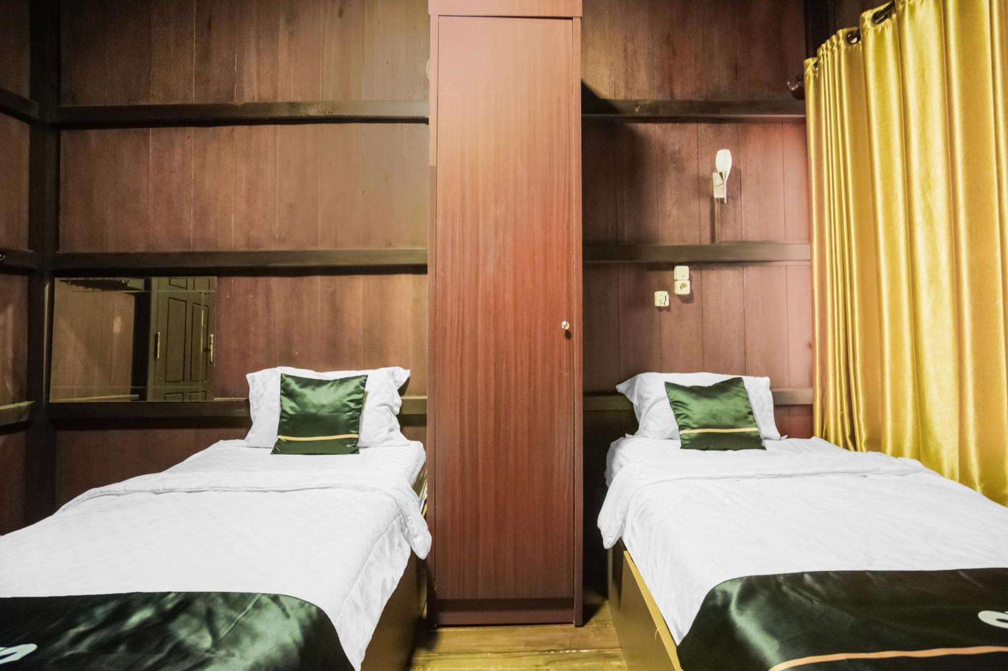 Townhouse Oak Ilir Timur I Near Ptc Mall 4* Palembang